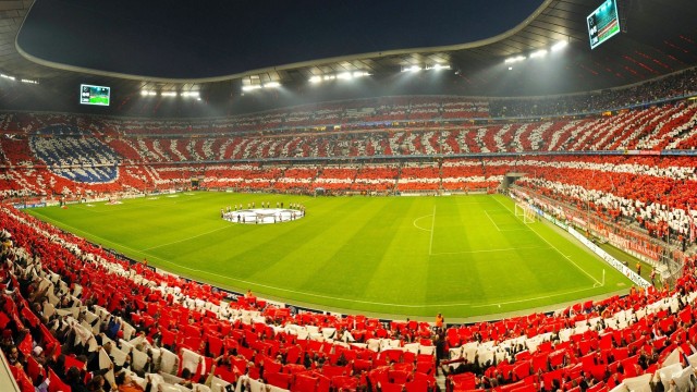 米兰电竞-冠军教练接受采访剖析夺冠背后的细致准备工作，采访冠军教练的问题